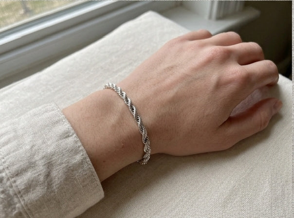 Silver-Tone Twisted Rope Chain Bracelet